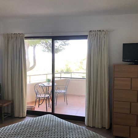 Habitacion Deluxe Con Bano Privado En Atalaya Apartagolf, Estepona Kültér fotó