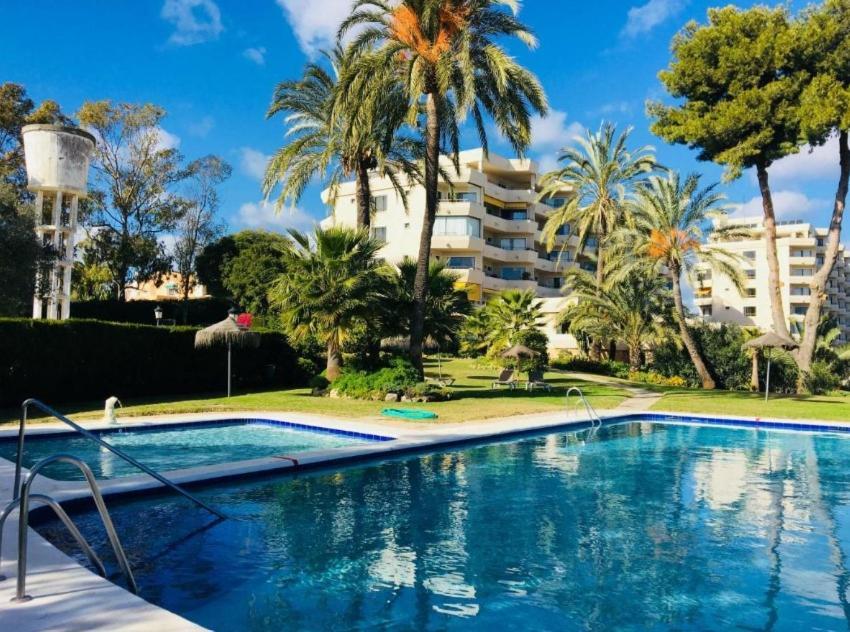 Habitacion Deluxe Con Bano Privado En Atalaya Apartagolf, Estepona Kültér fotó
