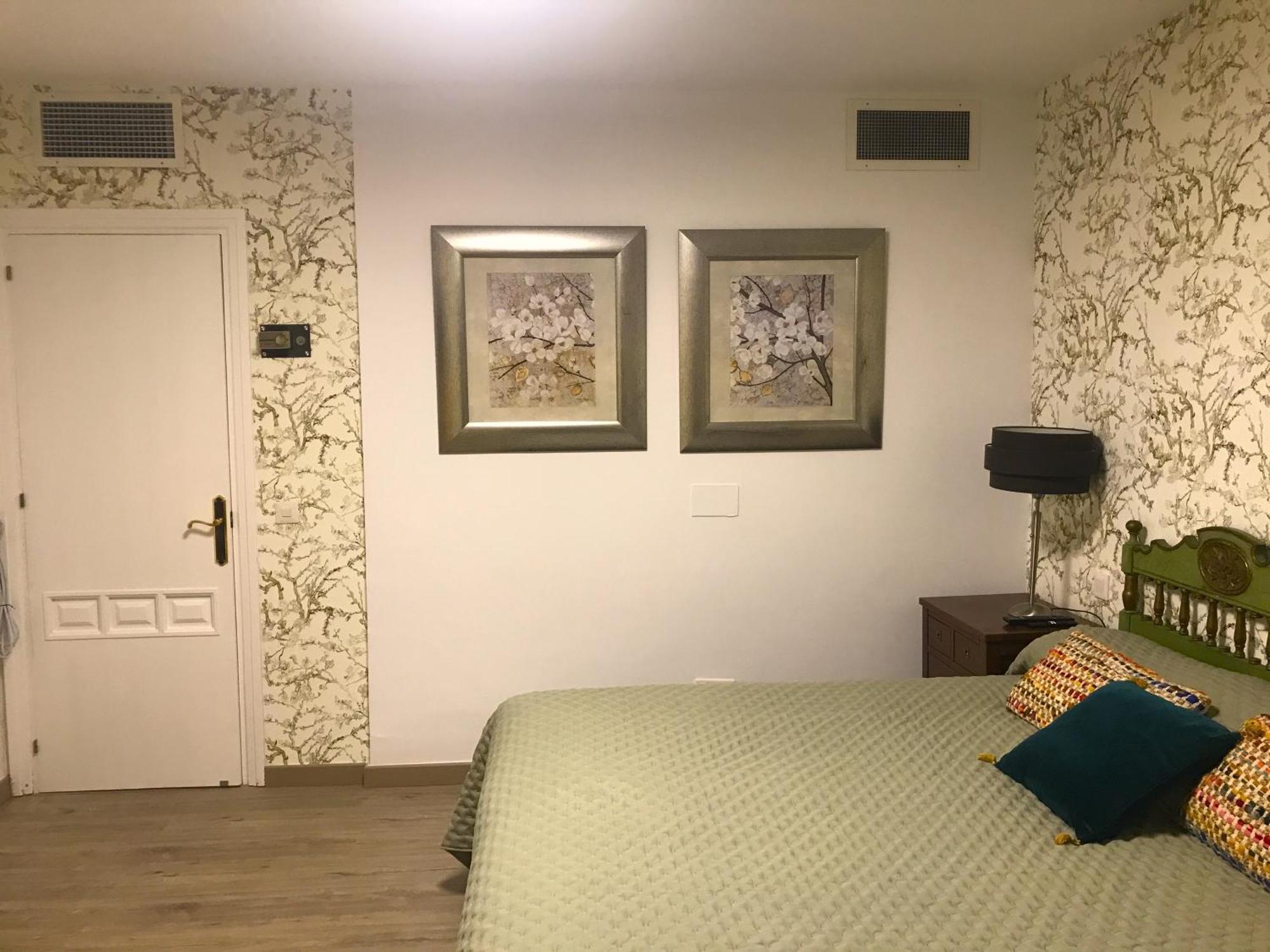 Habitacion Deluxe Con Bano Privado En Atalaya Apartagolf, Estepona Kültér fotó