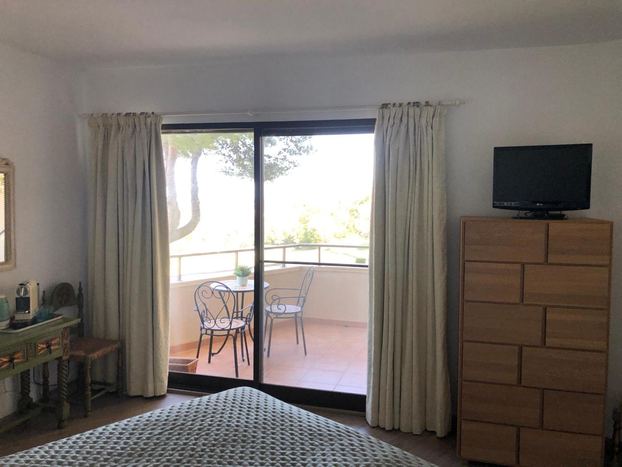 Habitacion Deluxe Con Bano Privado En Atalaya Apartagolf, Estepona Kültér fotó
