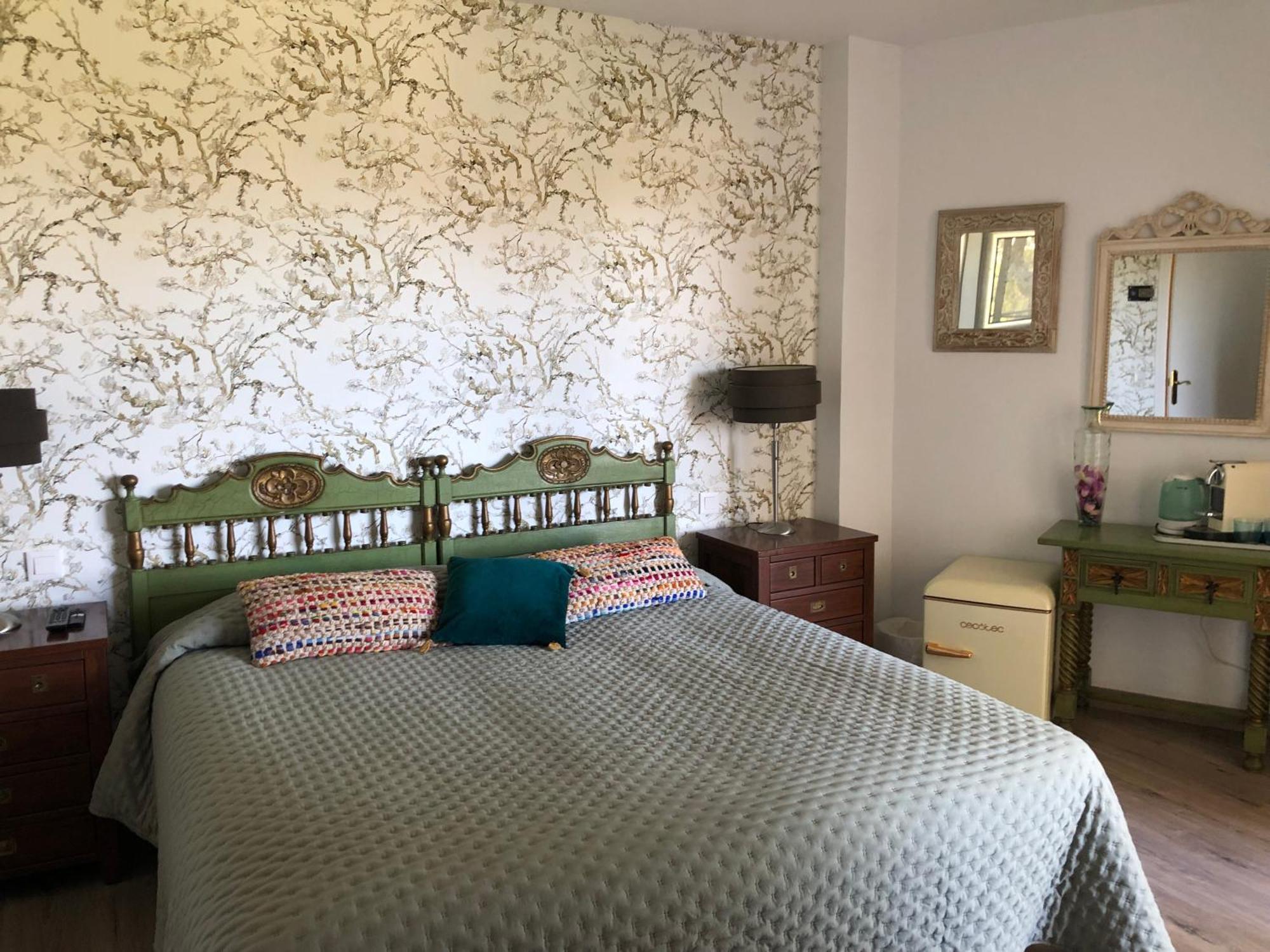 Habitacion Deluxe Con Bano Privado En Atalaya Apartagolf, Estepona Kültér fotó